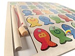 Joc magnetic de pescuit cu litere și cifre tip puzzle încastru - imagine 3