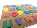 Puzzle încastru 3D din lemn cu litere mari - imagine 2