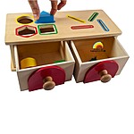Joc Montessori din lemn de tipul cutia permanenței cu sertare, pentru sortare și clasificare forme și culori - imagine 5